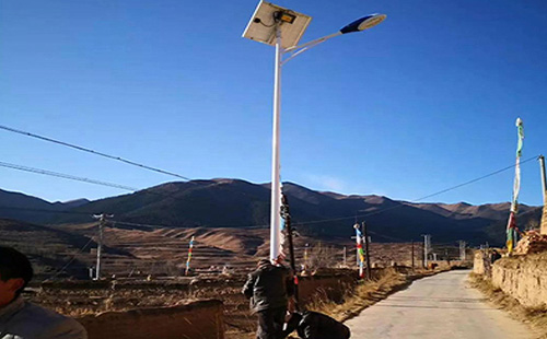 10月路灯采购就找 —— galaxy银河能源照明